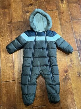 Infant Hooded Puffer Snowsuit with Faux-Fur Trim